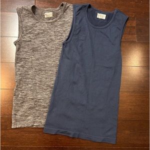 Athleta bundle (2 tanks) size small